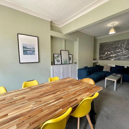 Edwardian City Centre House For Big Groups, Offroad Parking & Hot Tub! Cardiff Buitenkant foto