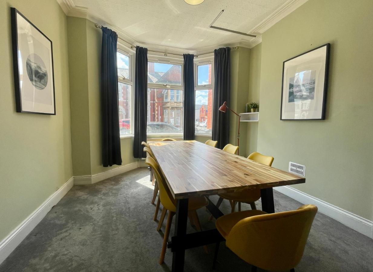 Edwardian City Centre House For Big Groups, Offroad Parking & Hot Tub! Cardiff Buitenkant foto